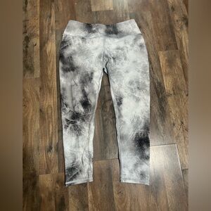 CALIA by Carrie Underwood Gray Tie-Dye Leggings